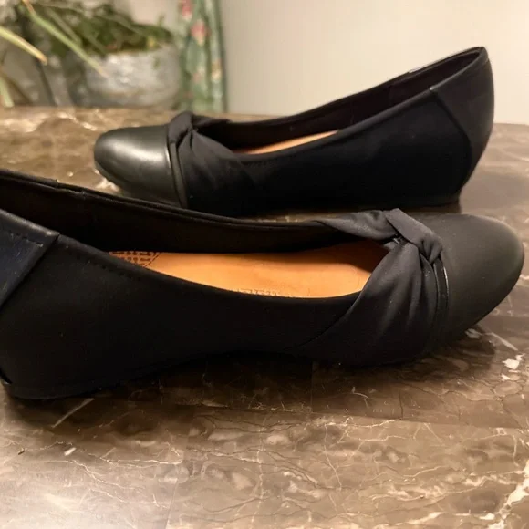 Baretraps - Posture+ Black Women's Shoes - Picture 8 of 8